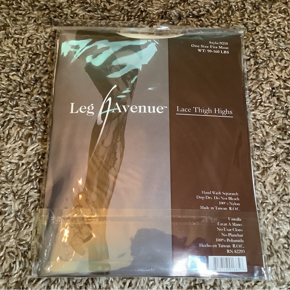 Leg Avenue lace thigh highs, color white, One Size - Picture 8 of 10